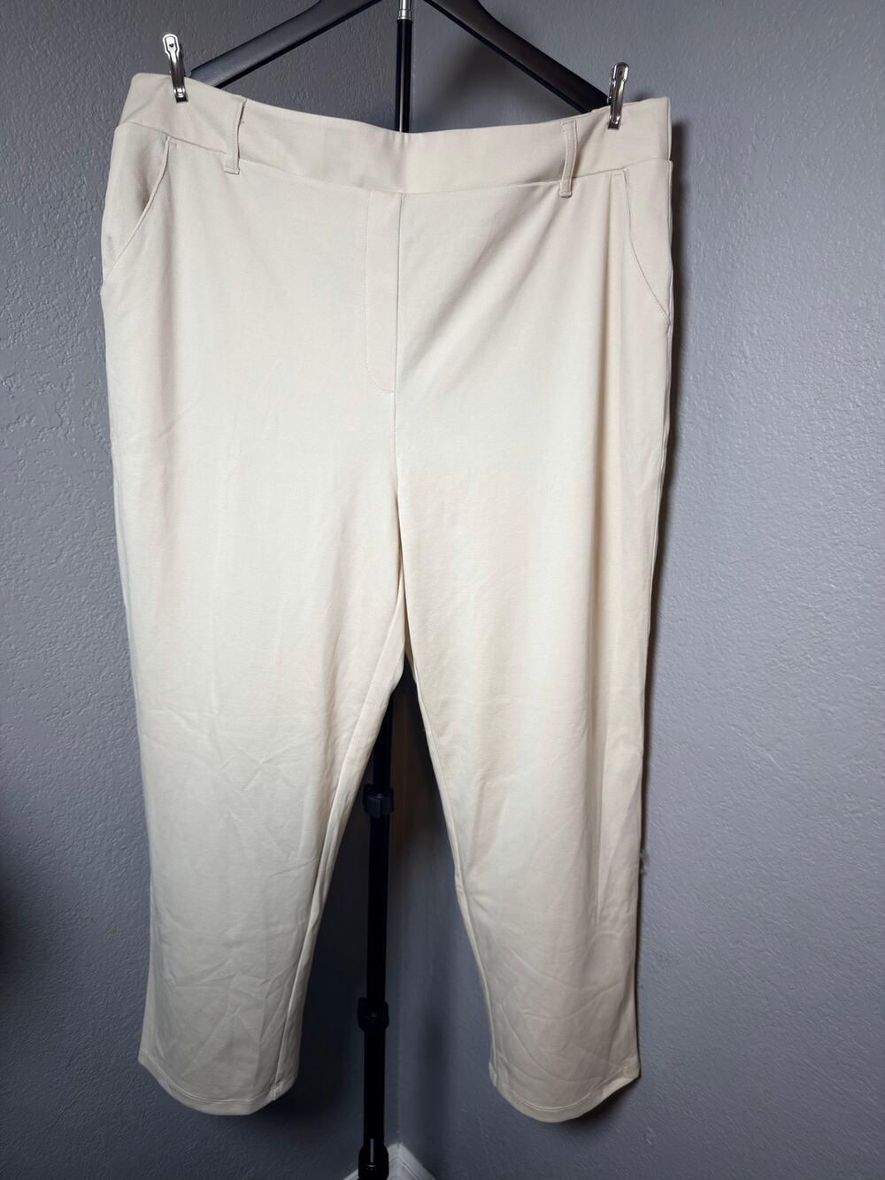 COOL 21 Cream Pull-On Capri Pants Women's Size XL Stretch Career Casual